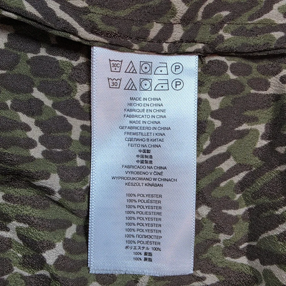Michael Kors Women 4 Olive Green Animal Print Button Down Shirt Safari‎ Utility